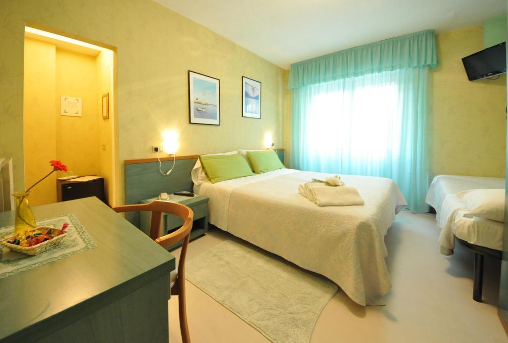 Hotel Manuela Cinquale Quarto foto